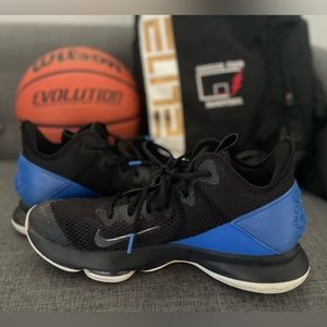 Lebron witness 4 EP Black hyper cobalt